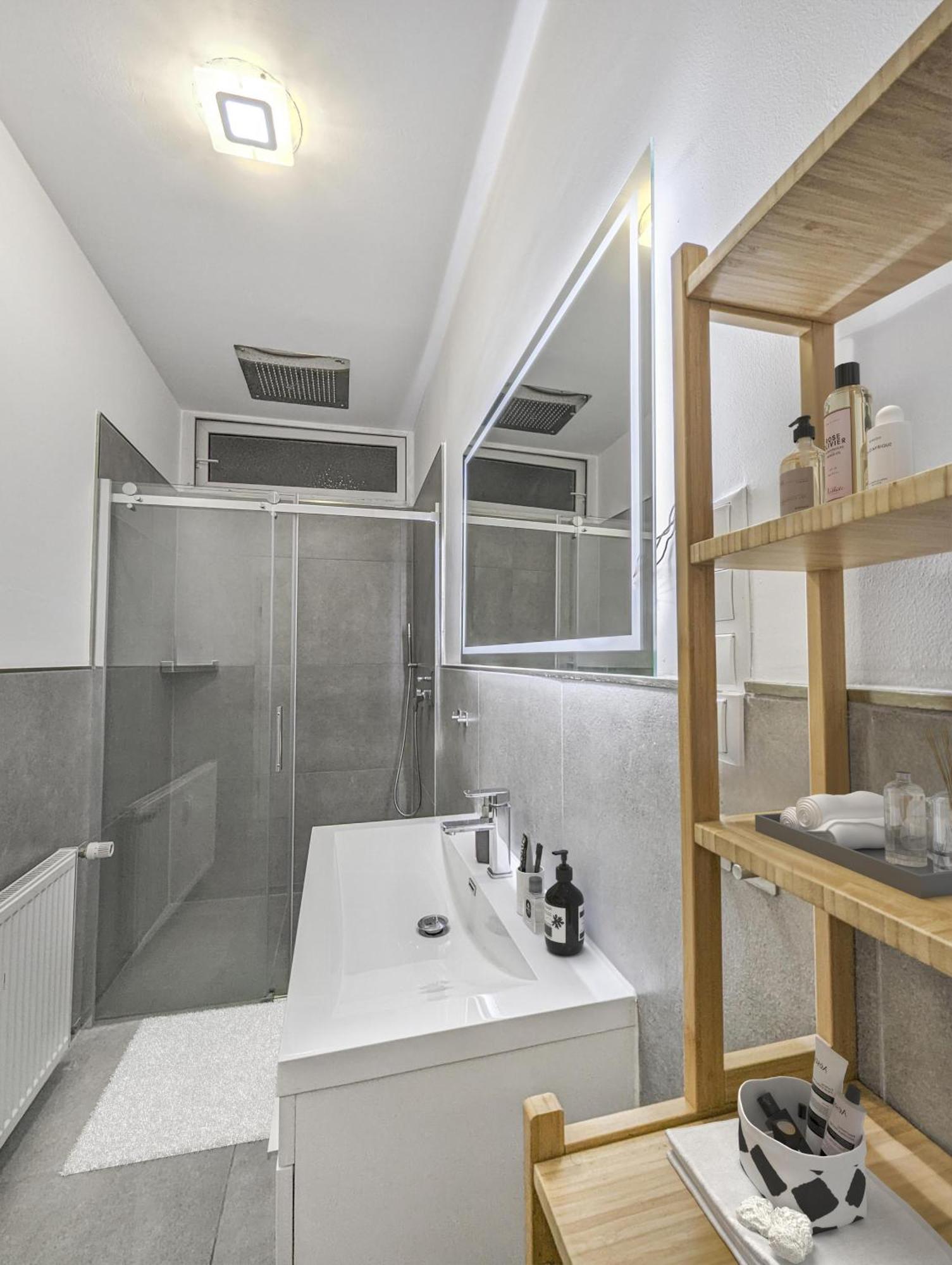 Gemuetliche Zimmer Im Herzen Der Stadt Em-Apartments Deutschland Bielefeld Exterior photo